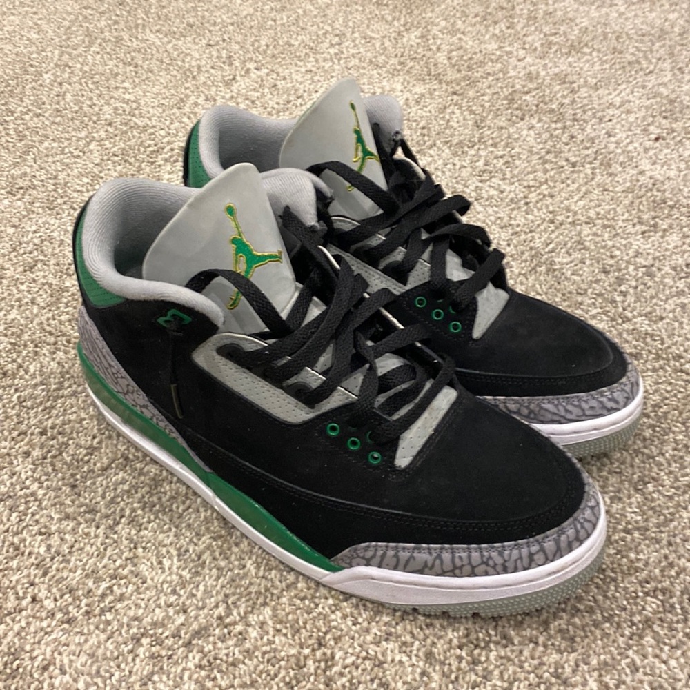 Jordan 3 Pine green